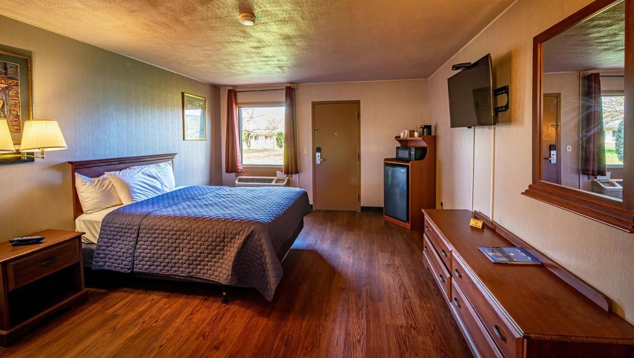 Magnuson Grand Harrisburg Hotel New Cumberland Bagian luar foto